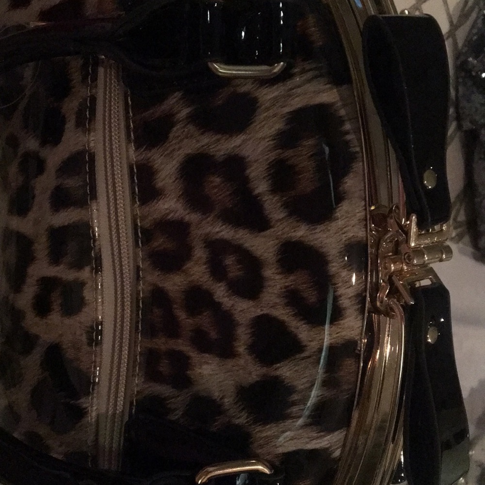 Leopard Satchel - Picture 8 of 8